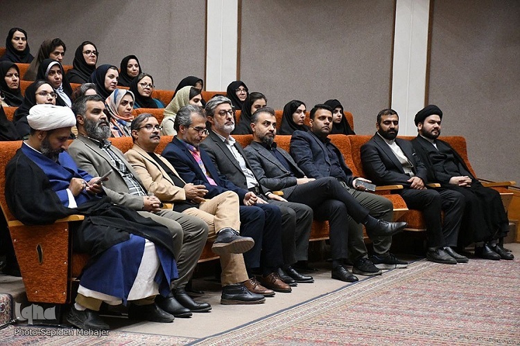 رونمایی از آلبوم شاه خراسان به مناسبت ولادت امام رضا(ع)