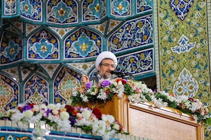 پیوند تاریخی مردم و روحانیت؛ ضامن حیات مکتب اهل بیت(ع)