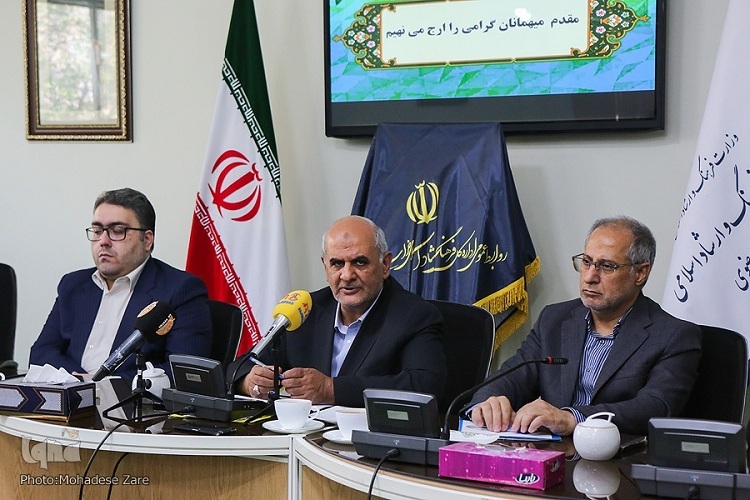 یوسف بینا، دبیر علمی یازدهمین دوره کنگره ملی شعر از توس تا نیشابور یوسف بینا، دبیر علمی یازدهمین دوره کنگره ملی شعر از توس تا نیشابور