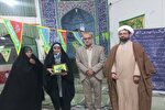 مربی قرآن مسجد امیرالمؤمنین(ع) خرم‌آباد تکریم شد