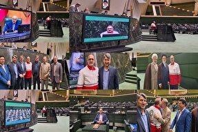 تلاوت حبیب‌الله غفاری قاری مازندرانی در صحن مجلس + عکس