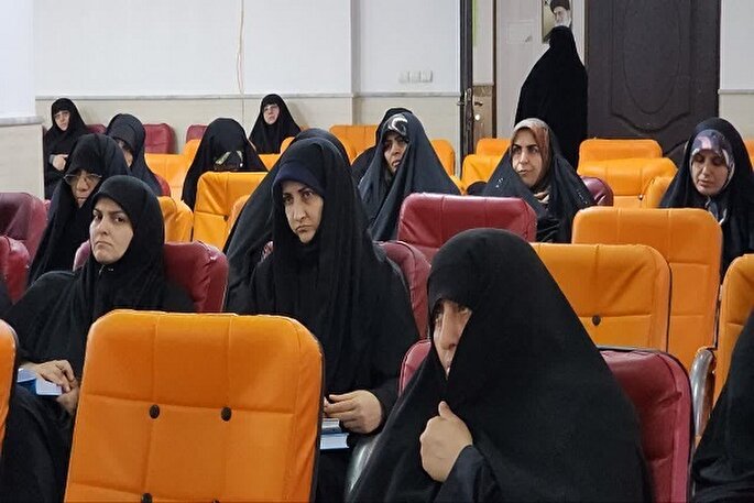 نخستین دوره تربیت مربی تدبر در قرآن در ساری برگزار شد