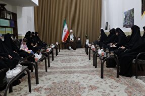 تربیت اسلامی به انسان هویت و اخلاق می‌آموزد