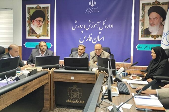 کتاب شهدای دانش‌آموز فارس منتشر می‌شود