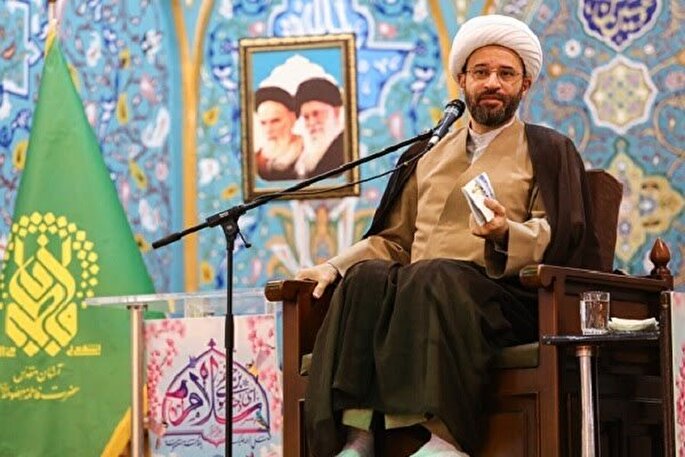 انفاق در راه خدا از صفات بهترین بندگان خداست