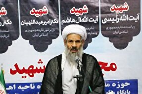 شهدای خدمت نماد ایمان و خدمت‌گزاری به مردم بودند