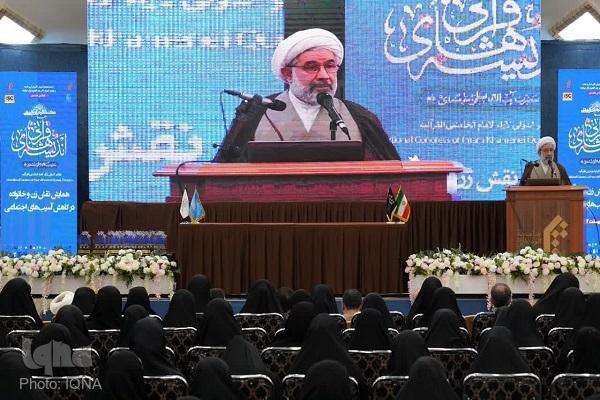 علی عباسی، رئیس جامعه المصطفی العالمیه