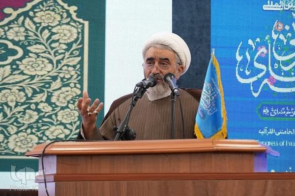 محمدعلی رضایی اصفهانی، رئیس مجتمع آموزش عالی قرآن