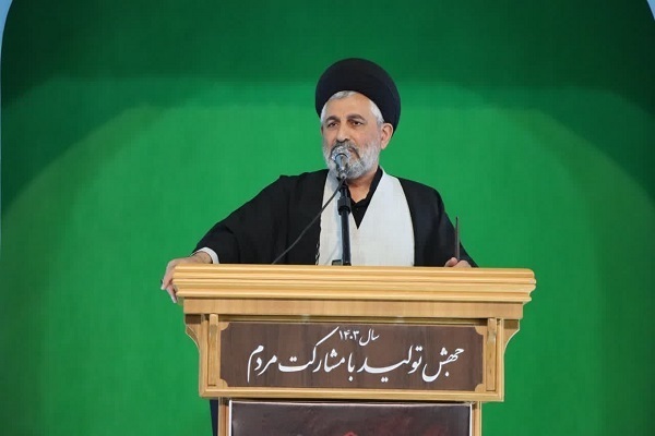 حجت‌الاسلام والمسلمین سیدحسین شفیعی‌دارابی، استاد حوزه و دانشگاه و امام جمعه موقت شهرستان ساری