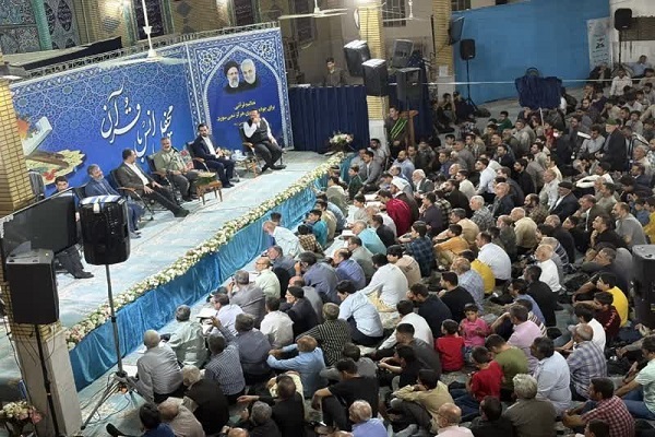 حضور قاریان بین‌المللی در لرستان + عکس
