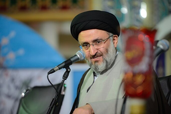 جامعه نیازمند بهره‌مندی از سبک زندگی اهل بیت(ع) است