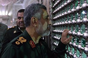 فیلم | آخرین زیارت سردار شهید حاجی‌زاده در حرم بانوی کرامت