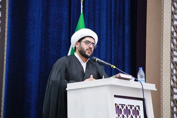 حجت‌الاسلام والمسلمین مجید مؤیدی، مسئول دفاتر نهاد نمایندگی مقام معظم رهبری در دانشگاه‌های لرستان