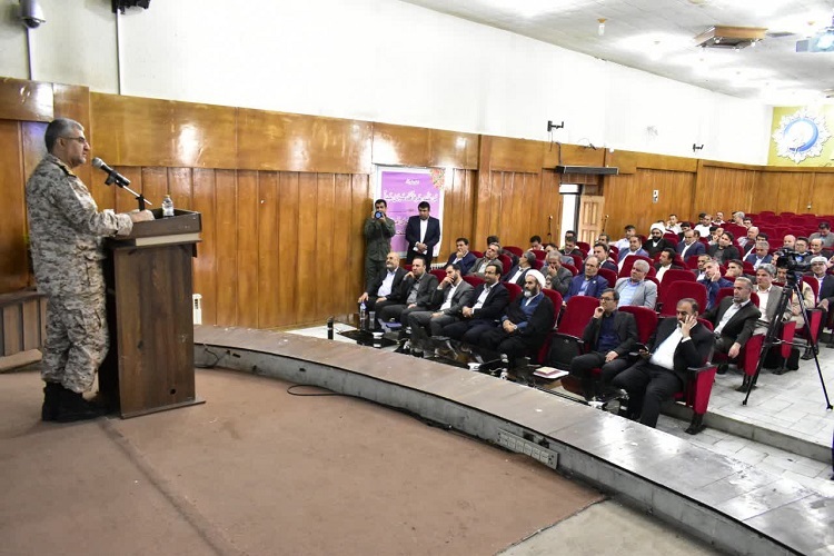 آئین گرامیداشت سالروز آزادسازی خرمشهر و تجلیل از رزمندگان عملیات بیت‌المقدس و فرهنگیان فرزند شهید