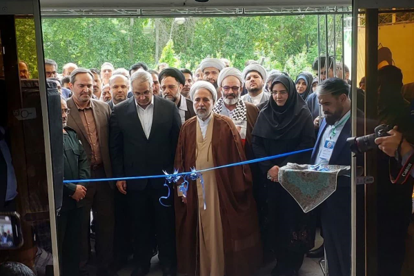 جشنواره ملی نشان اقتصاد مقاومتی افتتاح شد 