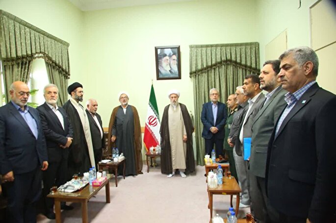 رونمایی از المان و یادمان عاشورایی در میدان امام حسین(ع) شیراز