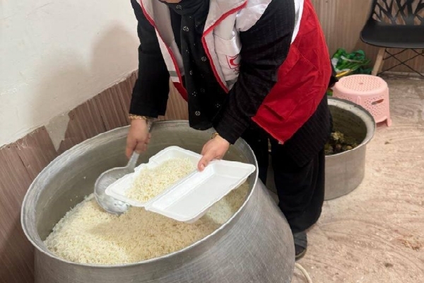 برگزاری مراسم اکرام حسینی توسط هلال احمر تکاب