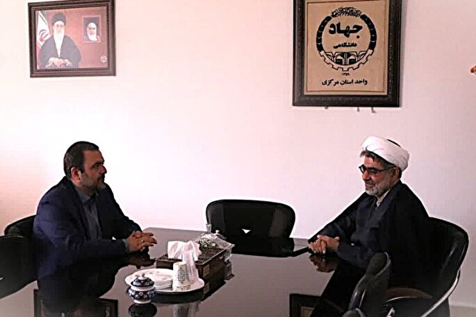 ضرورت تقویت همکاری جهاددانشگاهی استان مرکزی و نهاد رهبری در دانشگاه‌های استان