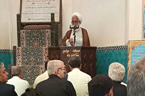 تحریف حقایق محور اصلی جنگ دشمن است