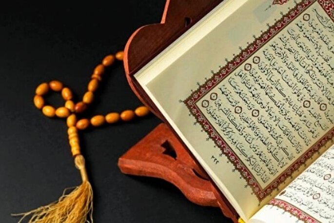 تلاوت آیات سوره فتح از سوی مدیر دارالقرآن شهید وارسته اسدآباد