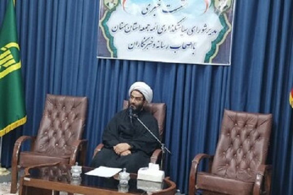 نماز جمعه، قرارگاه و پایگاه فرهنگی شهر است