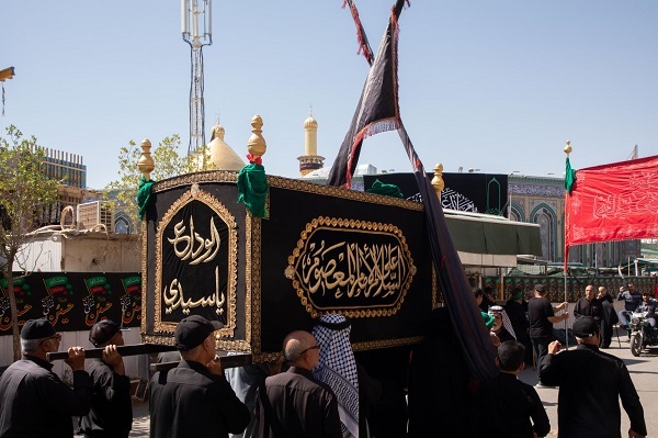 تشییع نمادین پیکر امام سجاد (ع) در کربلا + عکس