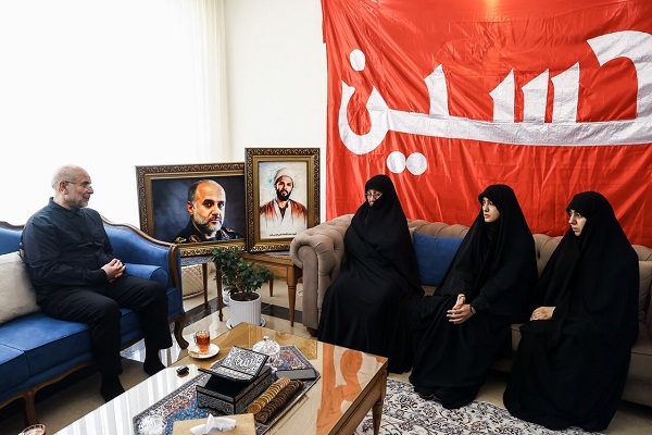 رئیس مجلس شورای اسلامی در منزل سپهبد شهید غلامعلی رشید
