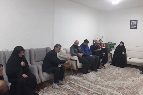 دیدار با خانواده شهید «علی‌رضا سبزی‌پور
