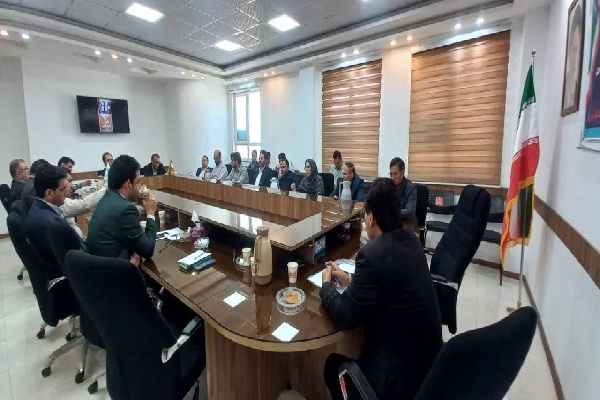 حضور پرشور مردم در صحنه، دشمن را به آتش‌بس وادار کرد