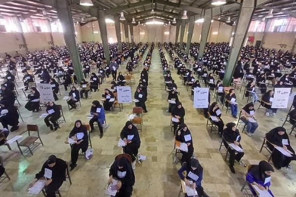 شرکت بیش از 3 هزار نفر در دومین روز آزمون استخدامی آموزش و پرورش استان سمنان
