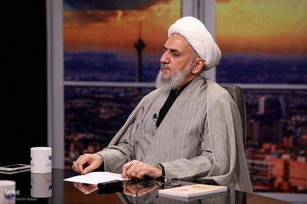 نماز؛ پیام مهم امام حسین(ع) و عاشورا برای جامعه امروز