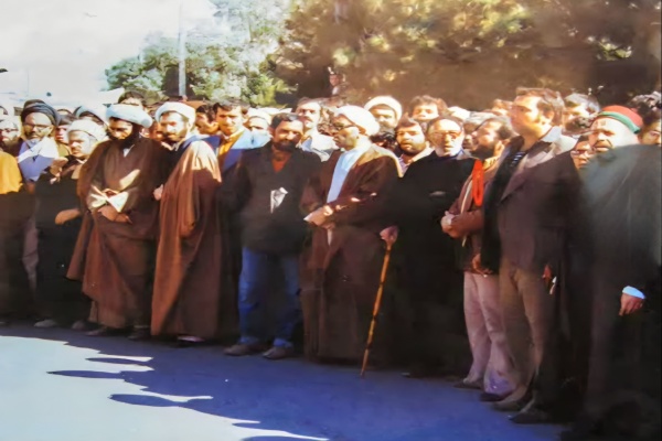 حضور در راهپیمایی