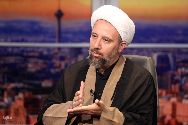 بیان نام «حسین(ع)» اذعان به حقیقت اسلام و کلام‌الله مجید است + فیلم