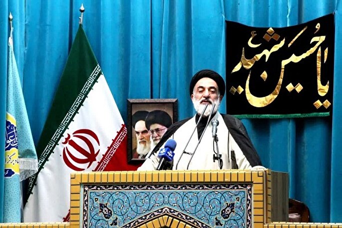 حرکت عظیم پیاده‌روی اربعین رمز اقتدار ملت ایران است