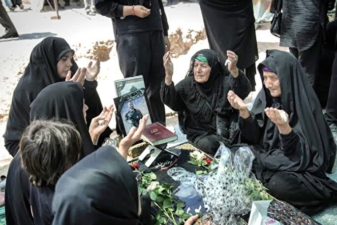 عکس | مراسم گرامیداشت چهلمین روز شهدای اقتدار خرم‌آباد