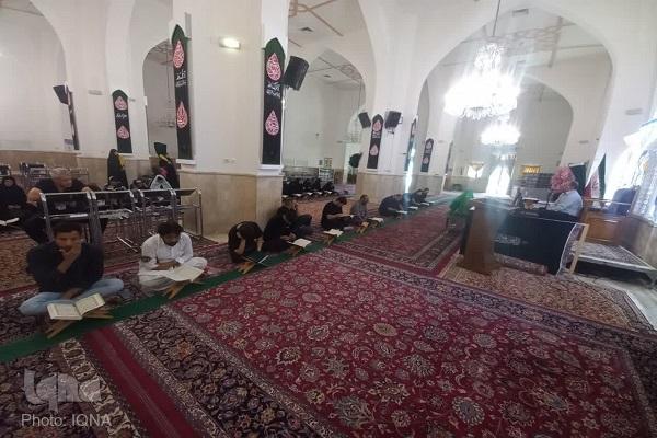 برگزاری محفل قرآنی زائران غیرایرانی در حرم مطهر رضوی برگزار شد