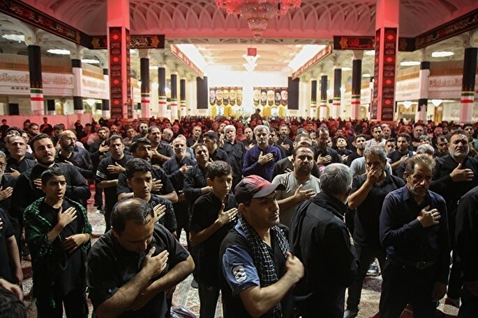 عزاداری سالروز رحلت پیامبر(ص) و شهادت امام مجتبی(ع) در حرم بانوی کرامت