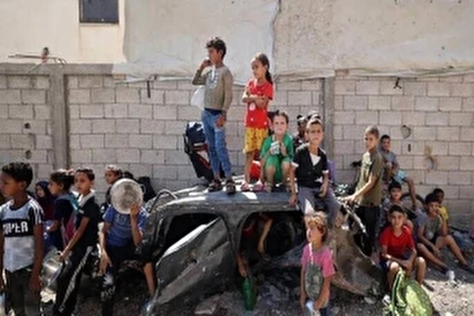 کودکان گرسنه غزه در برابر چشم جهانیان می‌میرند