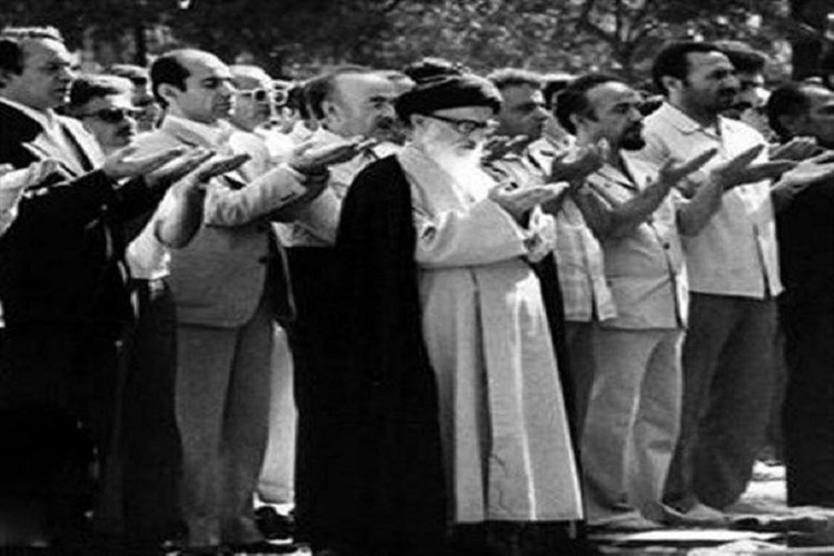 اقامه نماز جمعه، آیت الله ظالقانی