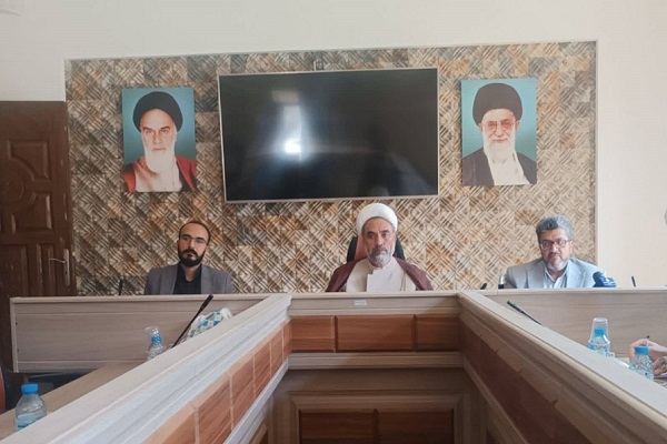 نشست خبری حجت‌الاسلام پرویز بخشی‌پور، مدیرکل اوقاف خراسان جنوبی با اصحاب رسانه