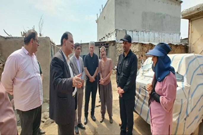 حضور گروه جهادی چشم‌پزشکی کیمیاگران در منطقه برخوردار + عکس