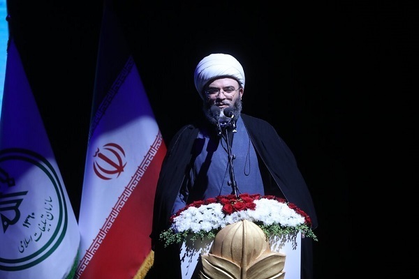 آماده ارسال برای صبح جمعه//// از تجلی شکوه جنگ 12 روزه در آینه ادب تا حلاوت همبستگی ملی ایرانیان
