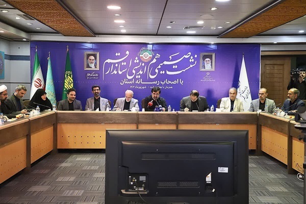 نشست هم اندیشی استاندار قم با اصحاب رسانه های استان