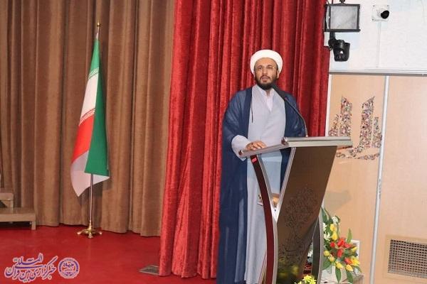 حجت‌الاسلام داود به‌نصر، معاون فرهنگی دفتر نهاد رهبری در دانشگاه علوم پزشکی کردستان