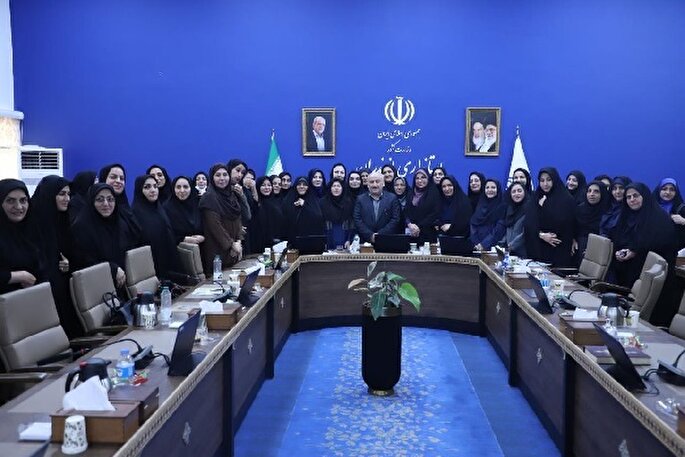 حجاب، نماد اخلاق مدیریتی بانوان در دولت چهاردهم