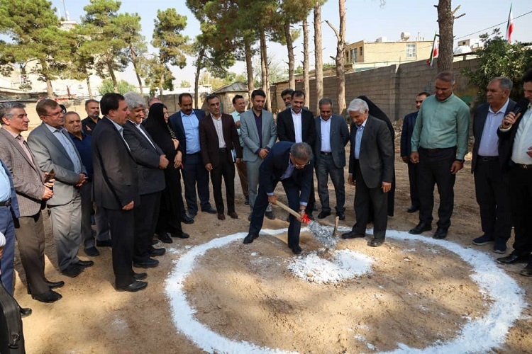 کلنگ زنی نخستین مدرسه «اولیا» در فارس