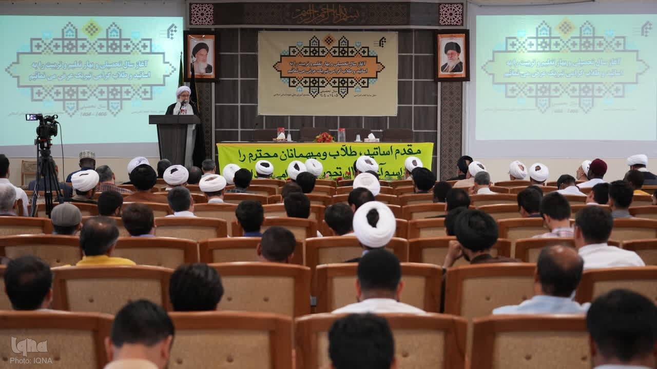 علی عباسی، رئیس جامعه المصطفی العالمیه