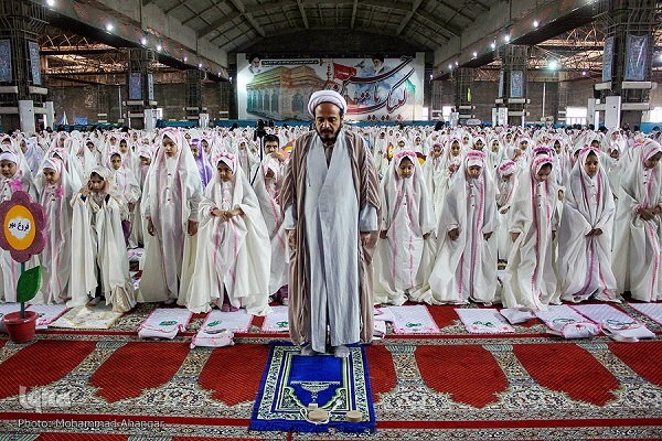 فرهنگ نمازخوانی دانش آموزان