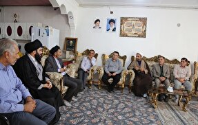 جمعی از مدیران دانشگاه لرستان با خانواده شهید «سهرابی» دیدار کردند