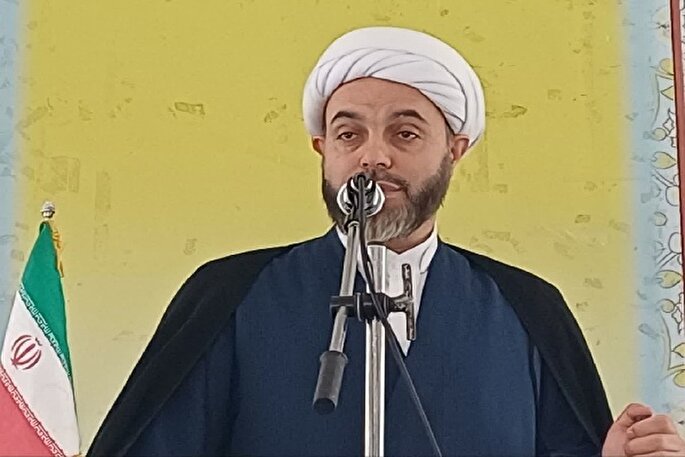 حفظ وحدت و پایبندی به ولایت فقیه امری ضروری است